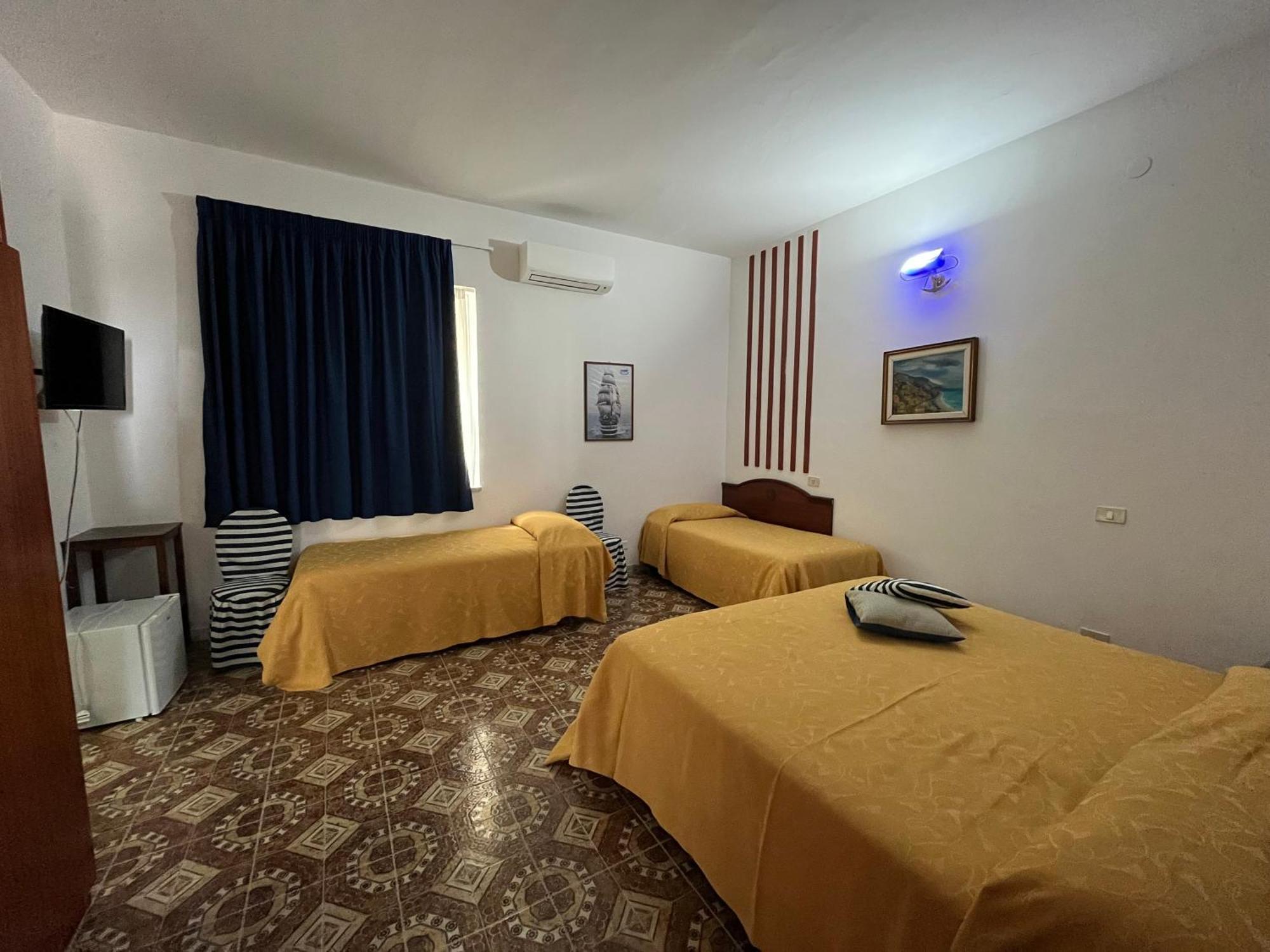 Hotel La Carruba Cetraro Luaran gambar
